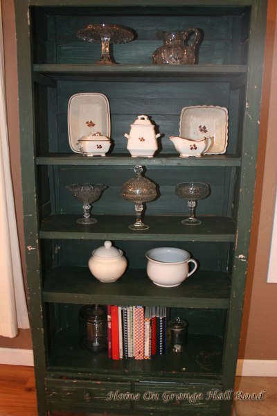 green cabinet